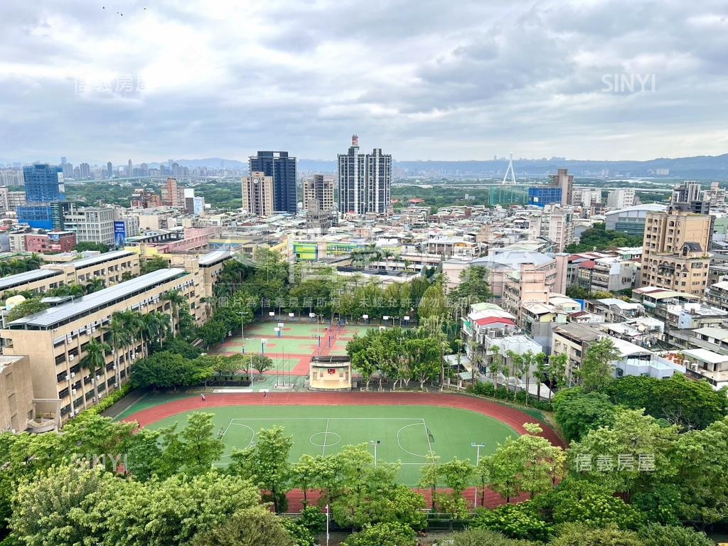 高樓遠景愛登堡房屋室內格局與周邊環境