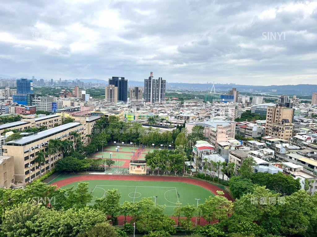 高樓遠景愛登堡房屋室內格局與周邊環境