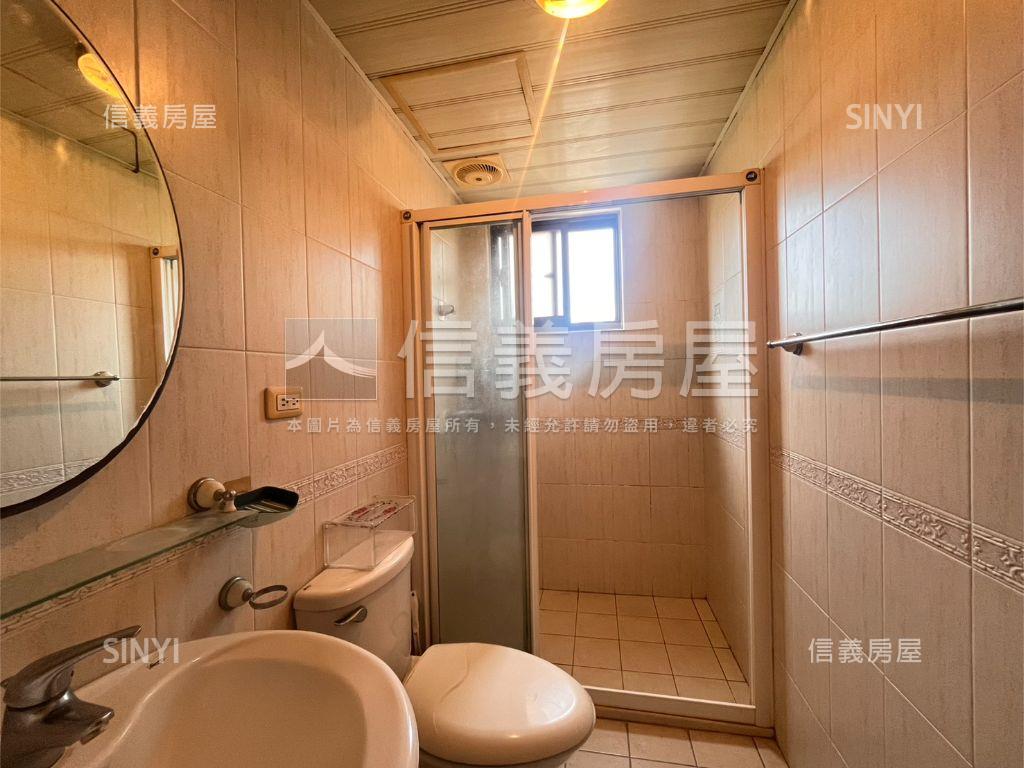 榮富歐洲肆房豪邸房屋室內格局與周邊環境