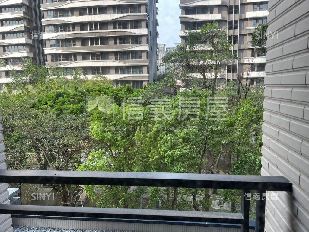 極上惠友公園樹梢戶房屋室內格局與周邊環境