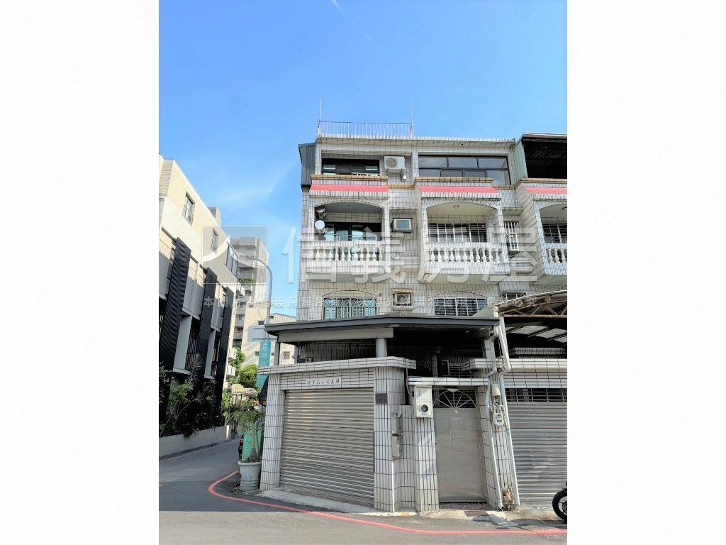 園道首排角間透天收租套房房屋室內格局與周邊環境