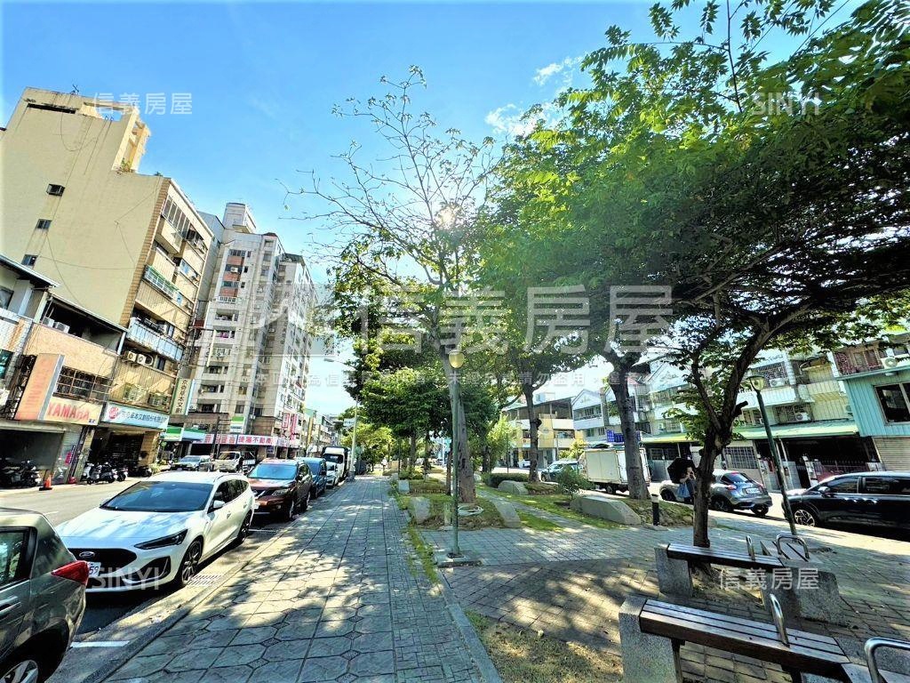 園道首排角間透天收租套房房屋室內格局與周邊環境
