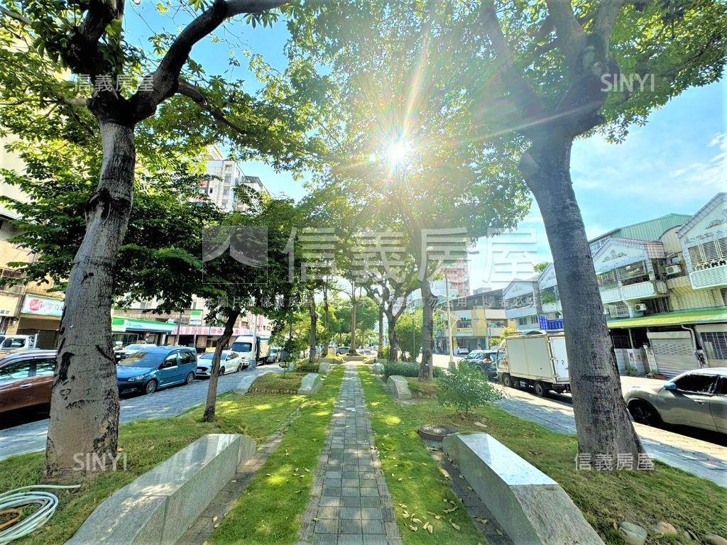 園道首排角間透天收租套房房屋室內格局與周邊環境