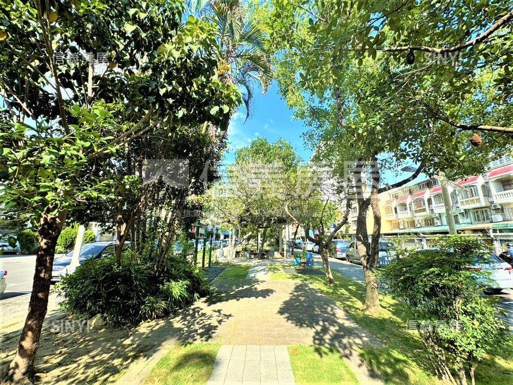 園道首排角間透天收租套房房屋室內格局與周邊環境