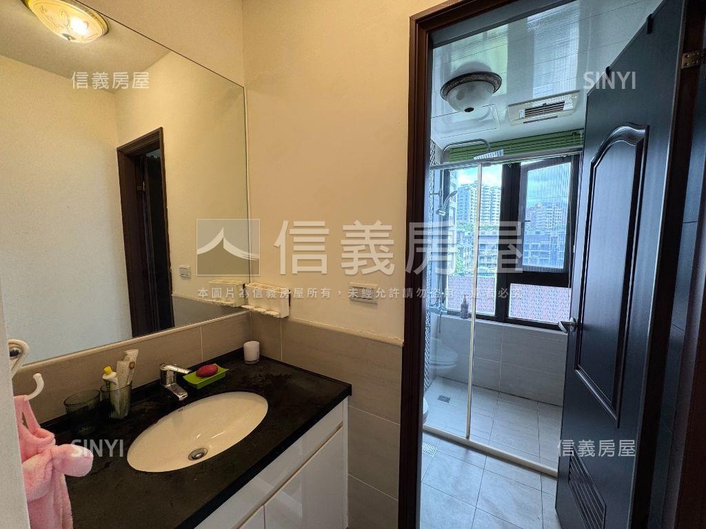熱情嘉年華，兩房雙陽台房屋室內格局與周邊環境