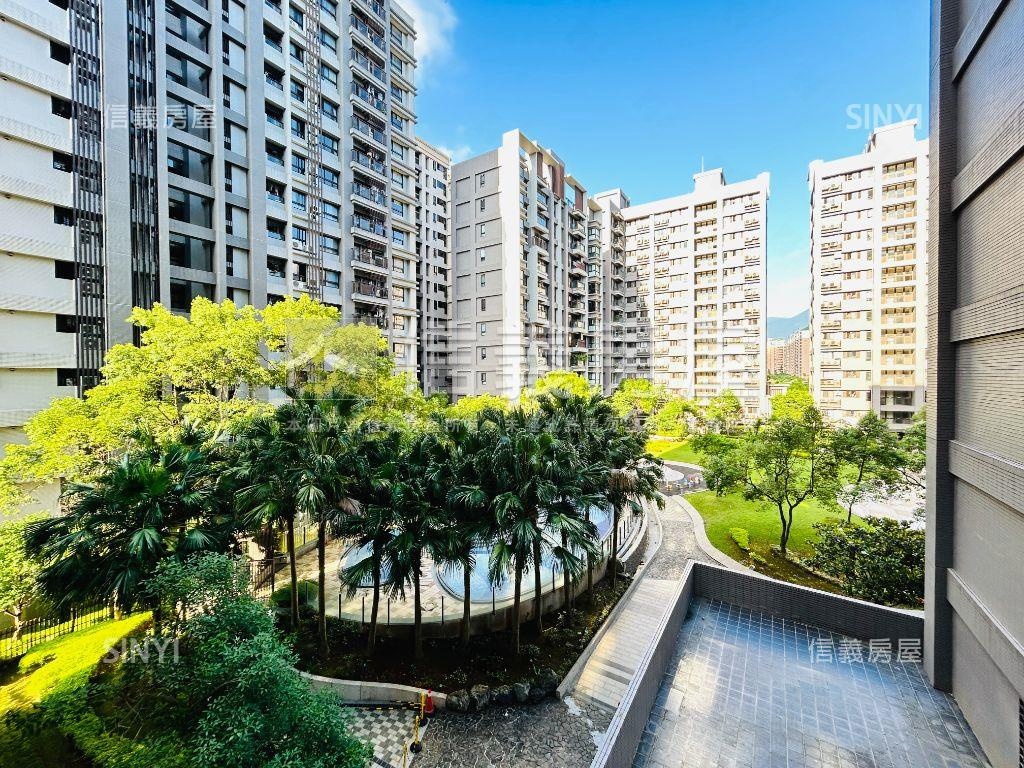 熱情嘉年華，兩房雙陽台房屋室內格局與周邊環境