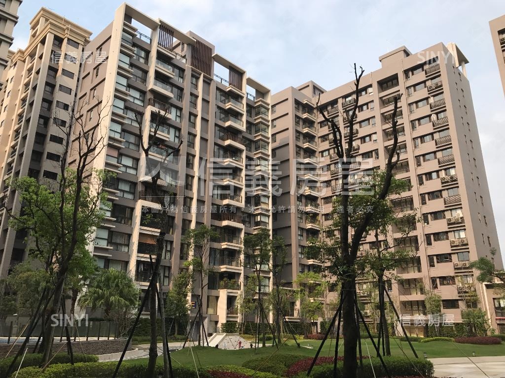 熱情嘉年華，兩房雙陽台房屋室內格局與周邊環境