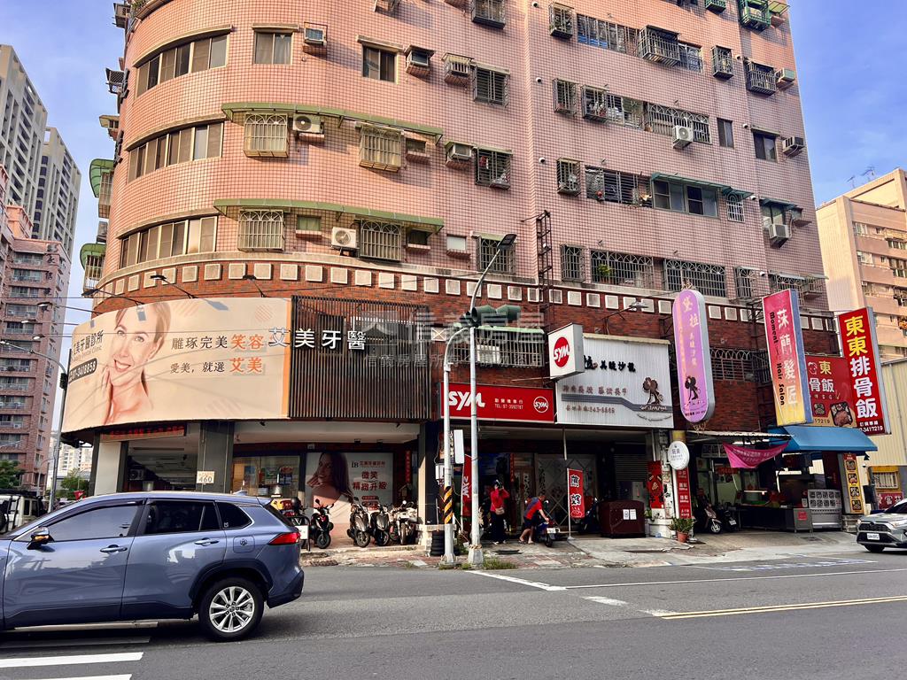 孟子近自由市場透天金店面房屋室內格局與周邊環境