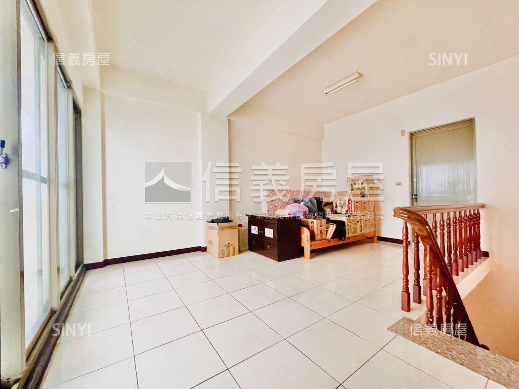 東區仁東街｜稀有燙金店住房屋室內格局與周邊環境