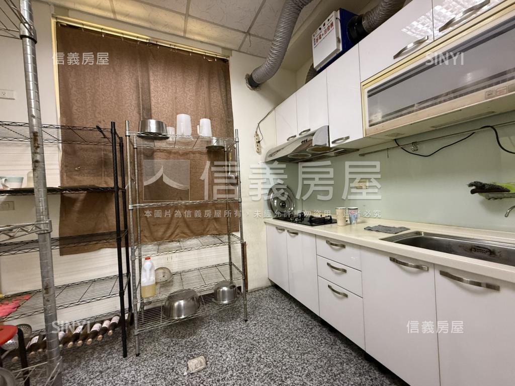 輔大金莊店辦一樓房屋室內格局與周邊環境