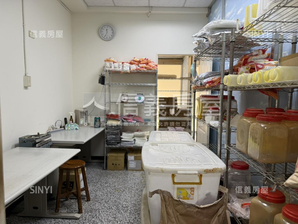 輔大金莊店辦一樓房屋室內格局與周邊環境