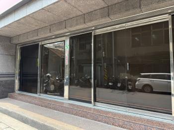 輔大金莊店辦一樓
