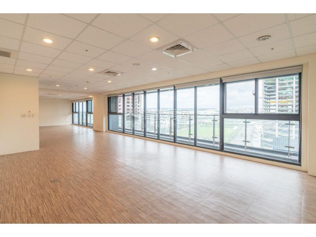 【專任】Ｔ３高樓視野商辦房屋室內格局與周邊環境