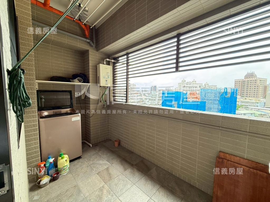 中路竹城三房有車位房屋室內格局與周邊環境