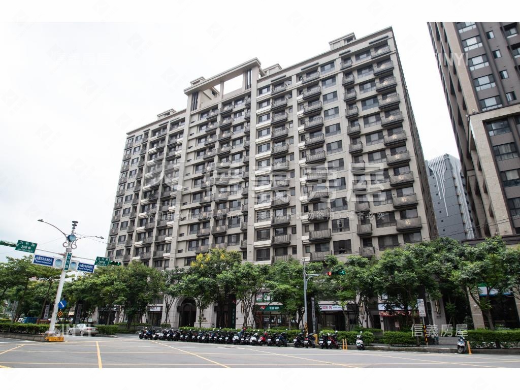 中路竹城三房有車位房屋室內格局與周邊環境