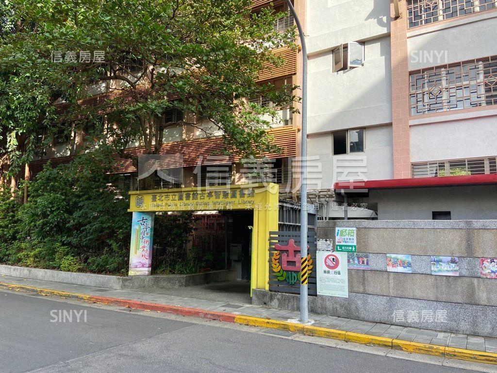 中華路多功能地下室房屋室內格局與周邊環境