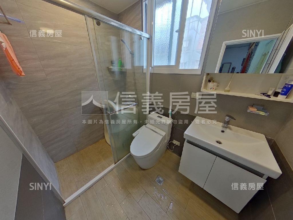 近捷運稀有三樓★邊間３房房屋室內格局與周邊環境