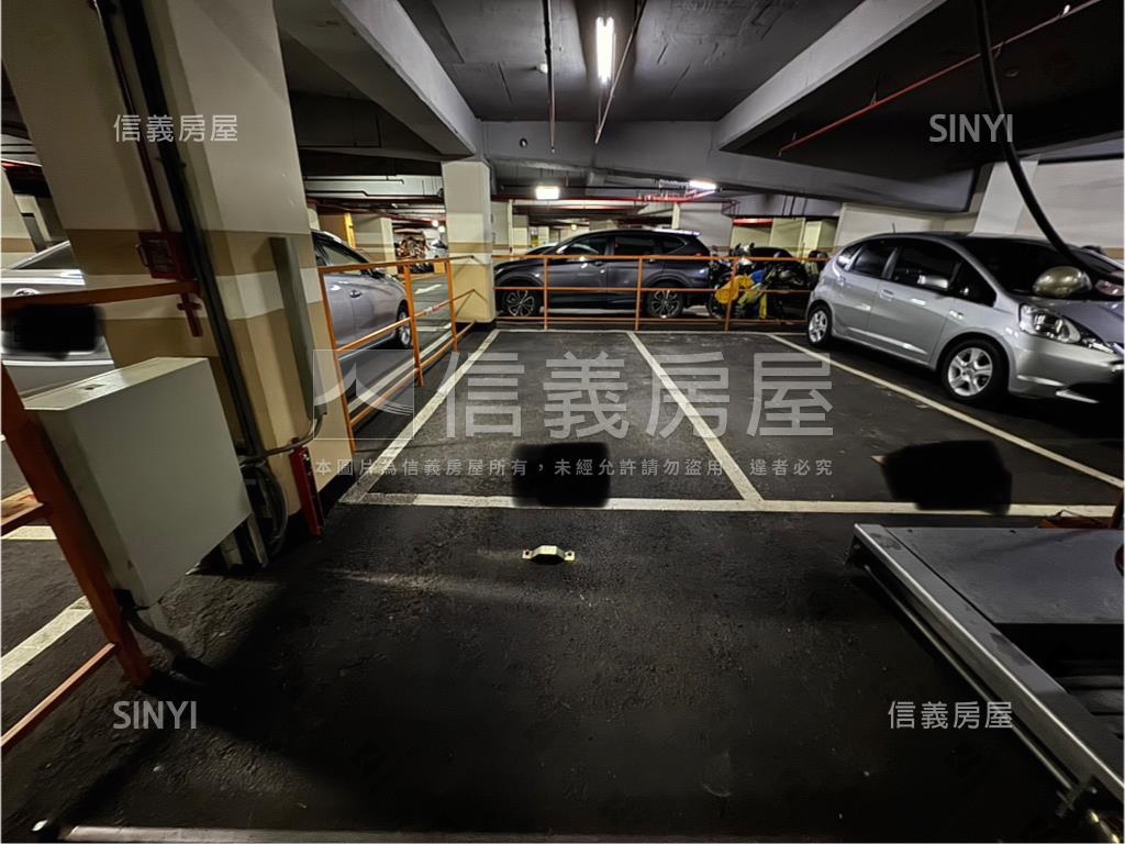 冠世界高樓視野三房車位房屋室內格局與周邊環境