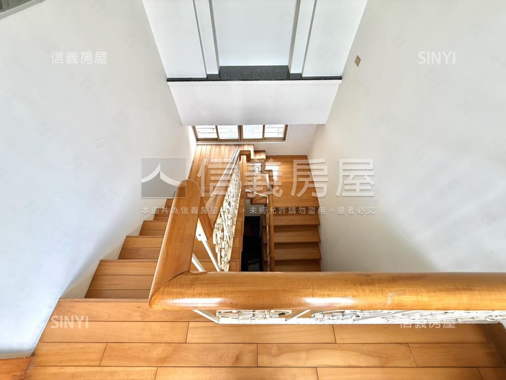 【新接】巴黎世家樓中樓房屋室內格局與周邊環境