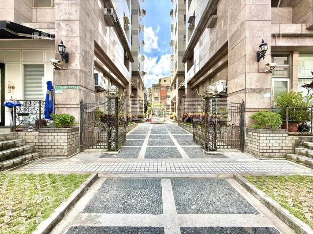 【新接】巴黎世家樓中樓房屋室內格局與周邊環境