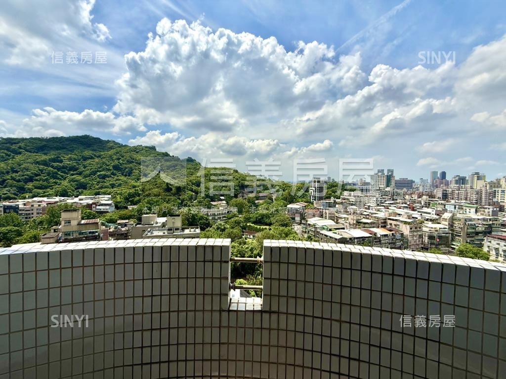 【新接】巴黎世家樓中樓房屋室內格局與周邊環境