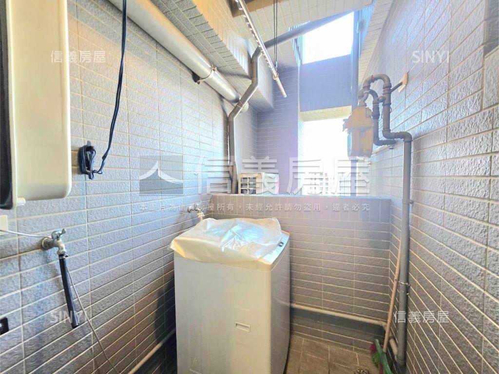 獨家～品觀高樓兩房車位房屋室內格局與周邊環境