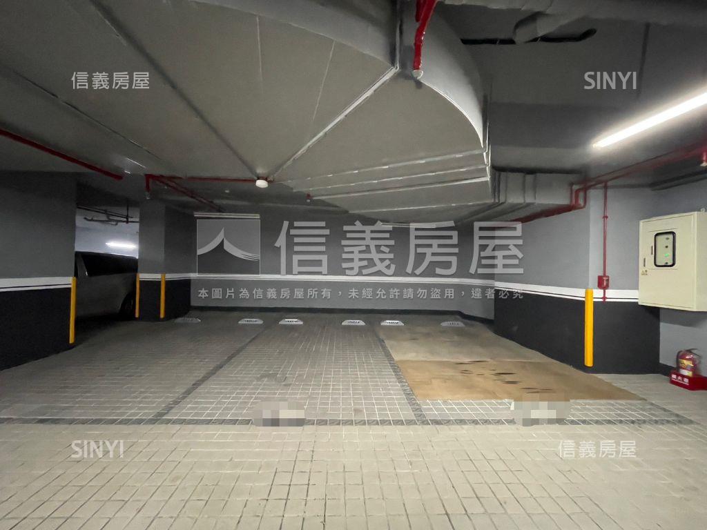 宏台敦旭三房雙平車露臺戶房屋室內格局與周邊環境