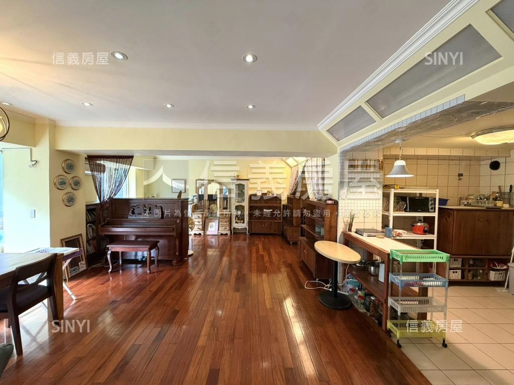 花園新城攬翠大廈房屋室內格局與周邊環境