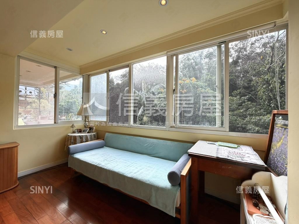 花園新城攬翠大廈房屋室內格局與周邊環境