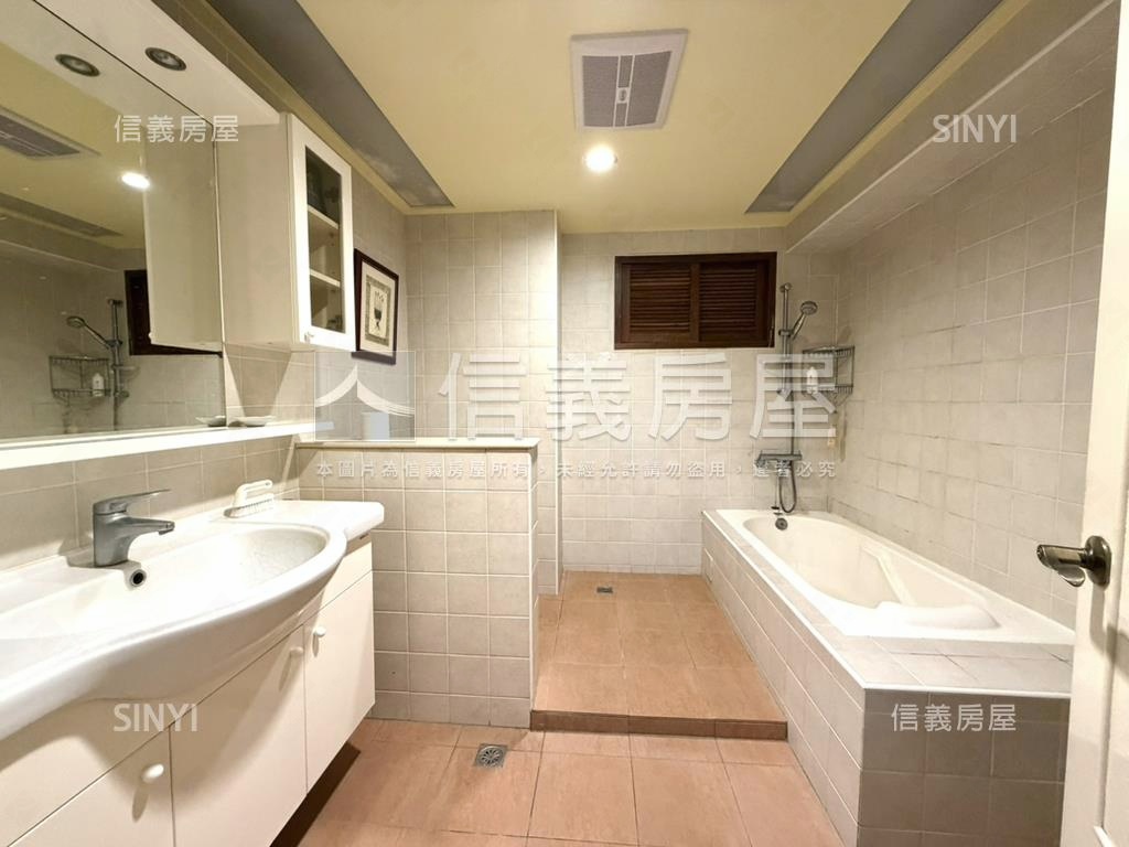 花園新城攬翠大廈房屋室內格局與周邊環境