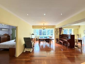 花園新城攬翠大廈