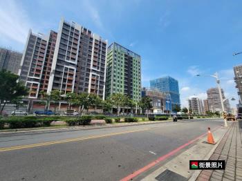 三房三面採光雙車位