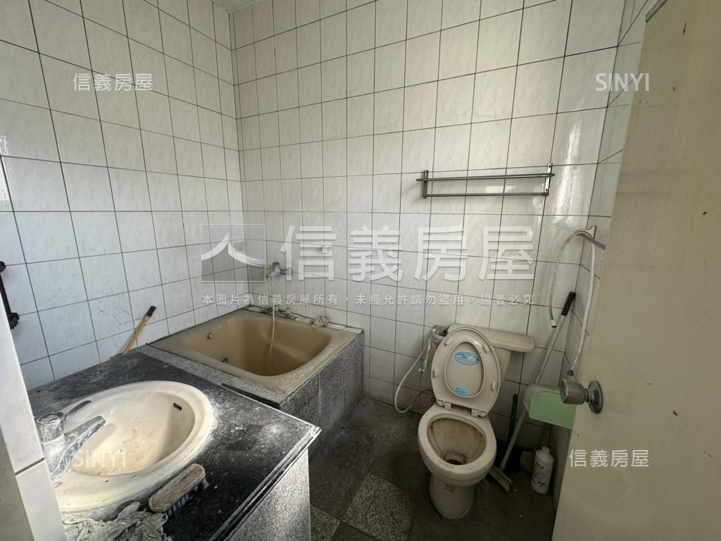 正彰鹿路方正大空間房屋室內格局與周邊環境
