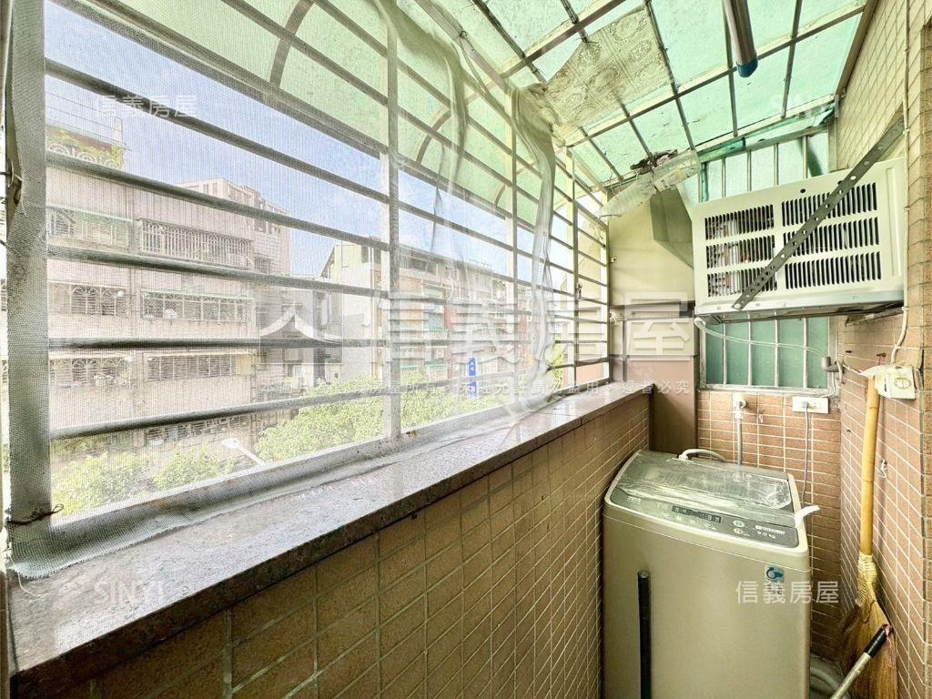 邊間好採光兩房附車位房屋室內格局與周邊環境