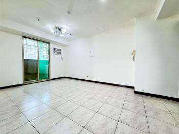 邊間好採光兩房附車位