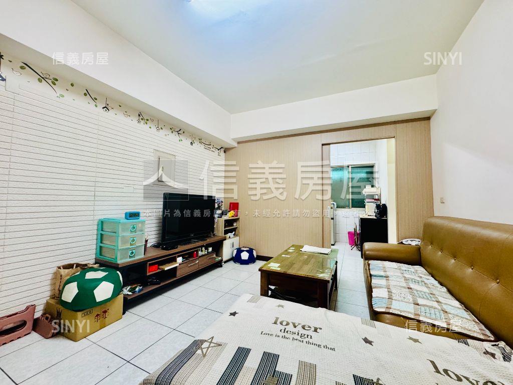 稀有釋出✨一樓三房附車位房屋室內格局與周邊環境