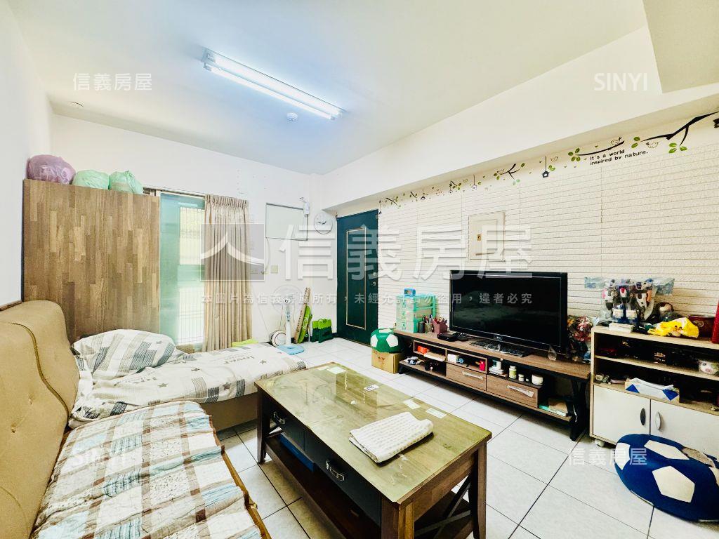 稀有釋出✨一樓三房附車位房屋室內格局與周邊環境