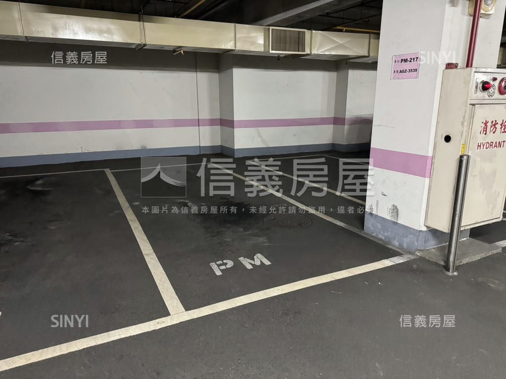 國泰瑞士花園四房車位房屋室內格局與周邊環境
