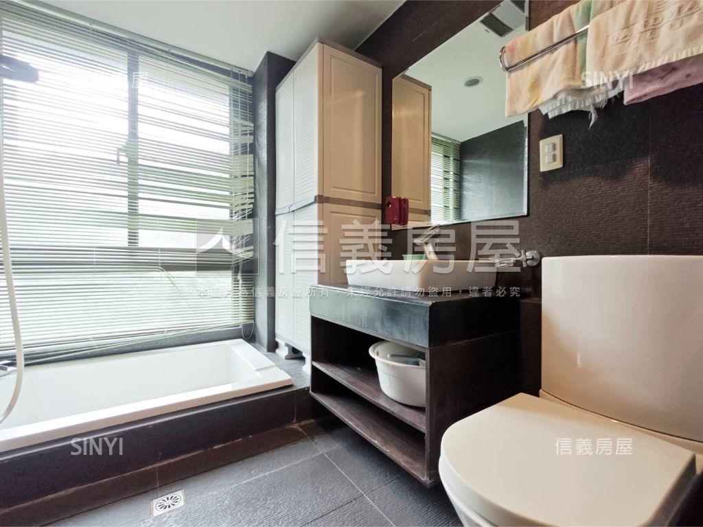 專任海天山景捷運美兩房房屋室內格局與周邊環境