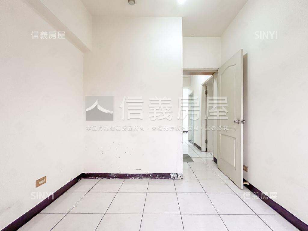 ＊世電＊明亮兩房車位房屋室內格局與周邊環境