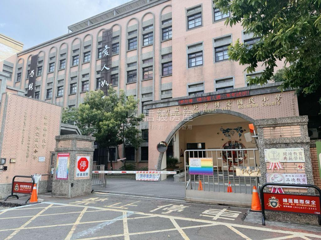 椰林首選三㊝金雞母房屋室內格局與周邊環境