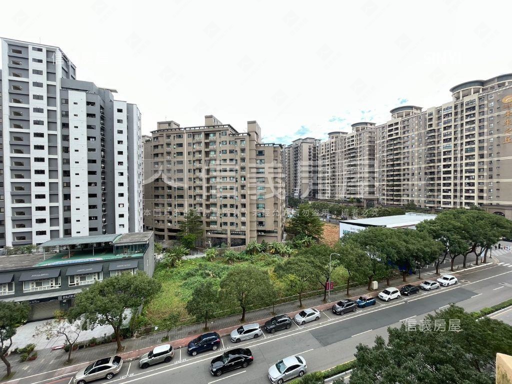 長滎薈城兩房加前後陽台房屋室內格局與周邊環境