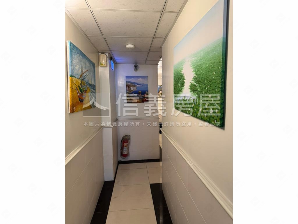 近內科熱門收租頂加房屋室內格局與周邊環境