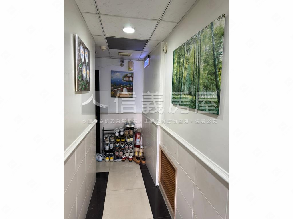 近內科熱門收租頂加房屋室內格局與周邊環境