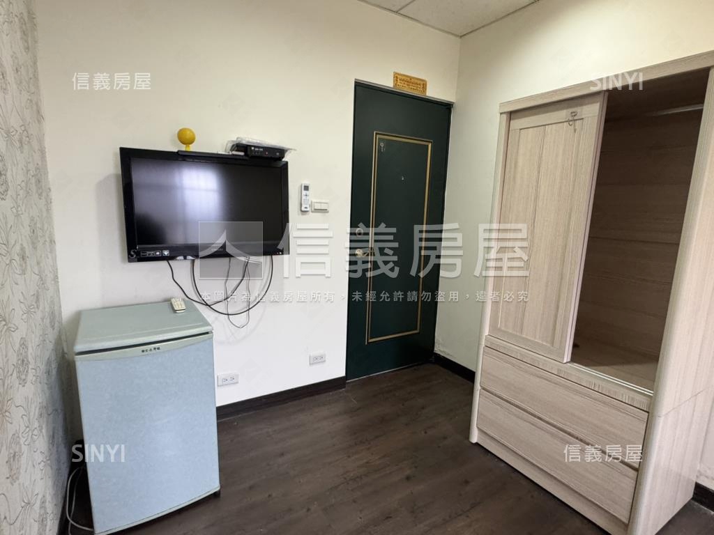 近內科熱門收租頂加房屋室內格局與周邊環境