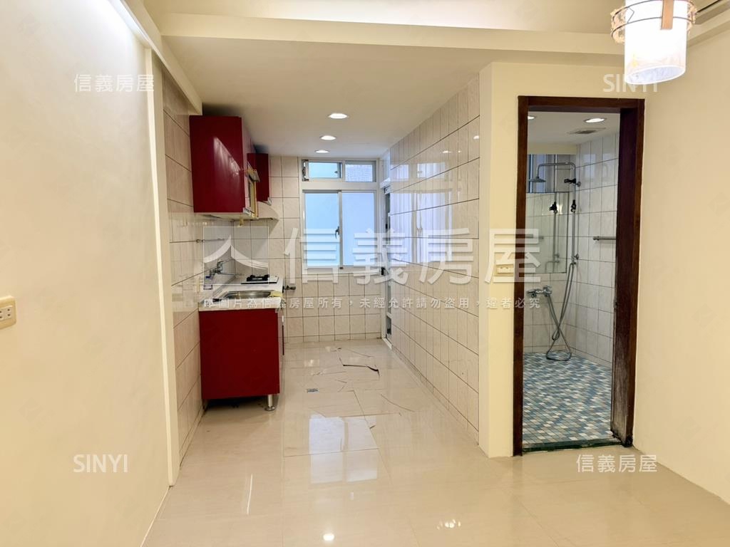 面公園‧綠意樹景三樓房屋室內格局與周邊環境