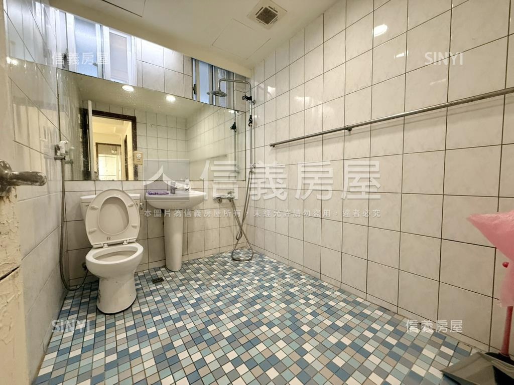 面公園‧綠意樹景三樓房屋室內格局與周邊環境