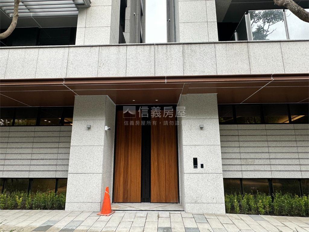 全新落成敦匯面公園大戶房屋室內格局與周邊環境