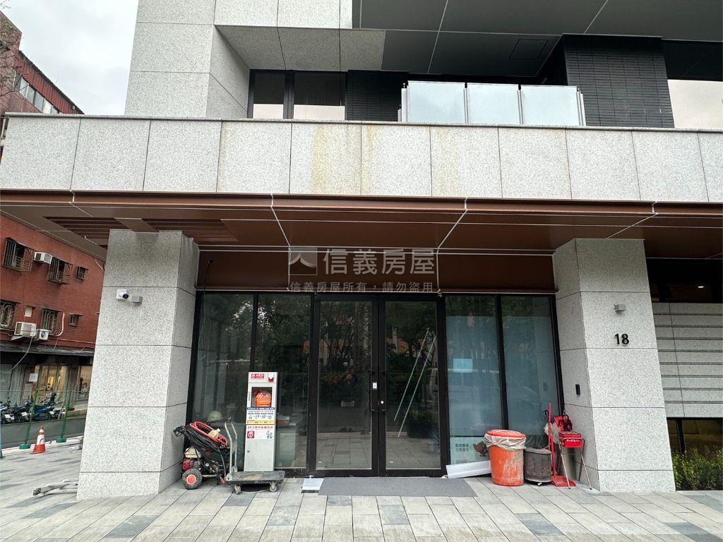 全新落成敦匯面公園大戶房屋室內格局與周邊環境