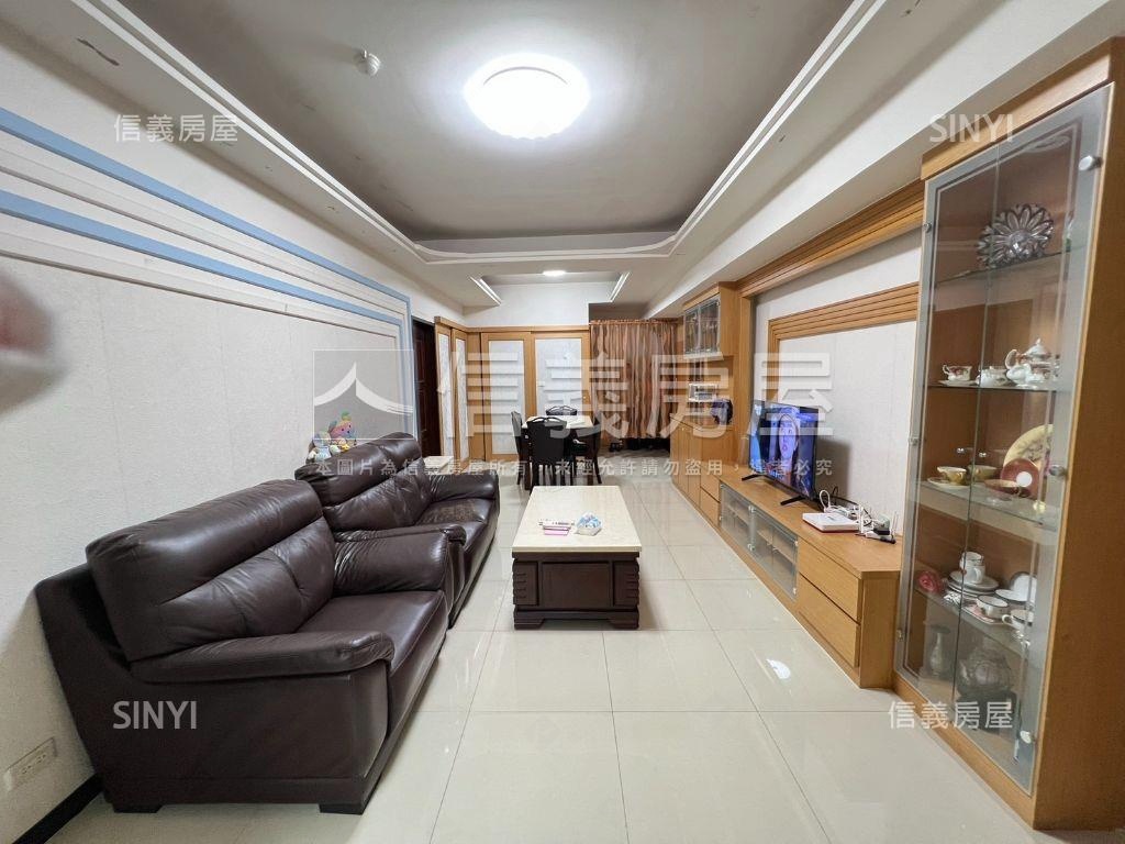 【巴黎世紀】低總價三房房屋室內格局與周邊環境